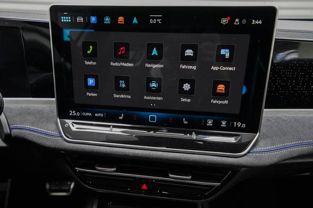 Volkswagen Passat Variant 2,0 TDI DSG 4Motion R-Line -LAG. 