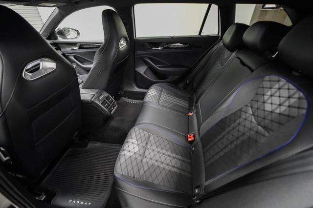 Volkswagen Passat Variant 2,0 TDI DSG 4Motion R-Line -LAG. 