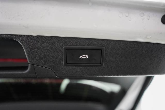 Volkswagen Passat Variant 2,0 TDI DSG 4Motion R-Line -LAG. 