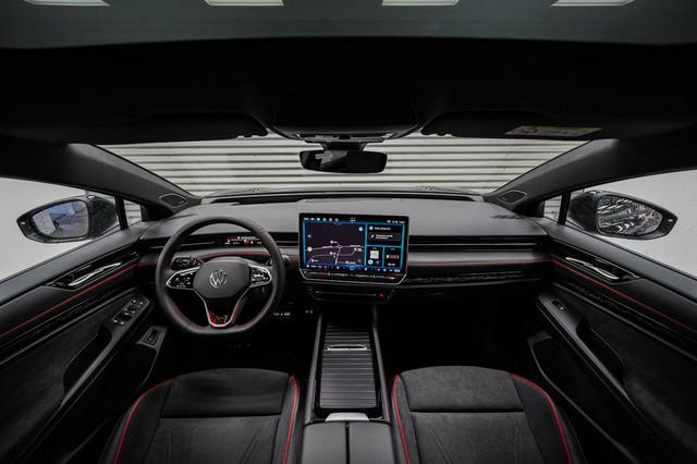 Volkswagen ID.7 Kombi Tourer GTX 4Motion Tourer, AHK - LAGE -LAG. 