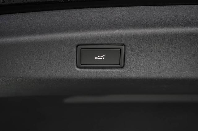 ID.7 Kombi Tourer GTX 4Motion Tourer, AHK - LAGE -LAG. 