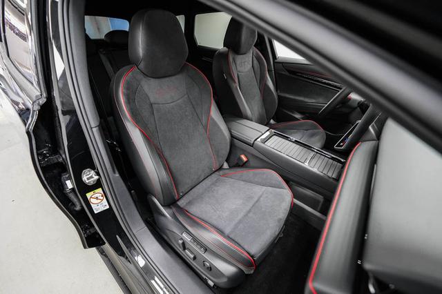 ID.7 Kombi Tourer GTX 4Motion Tourer, AHK - LAGE -LAG. 