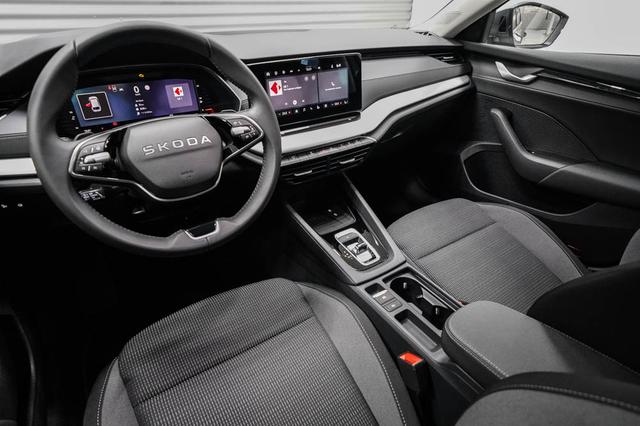 Octavia Combi Kombi 1,5 eTSI DSG mhev Selection -LAG. 