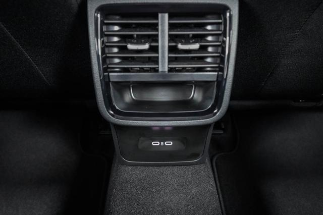 Skoda Octavia Combi Kombi 1,5 eTSI DSG mhev Selection -LAG. 