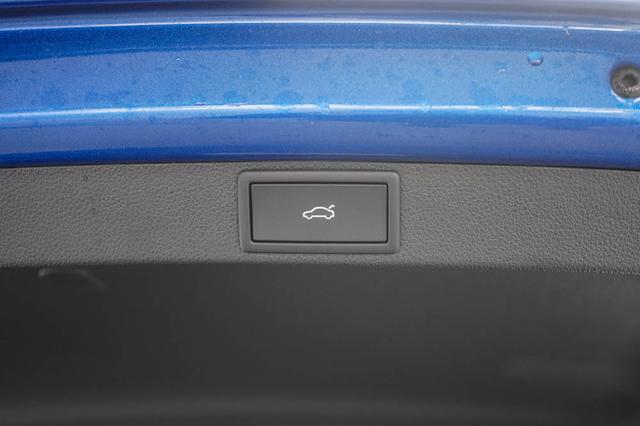 Skoda Octavia Combi Kombi 1,5 eTSI DSG mhev Selection -LAG. 