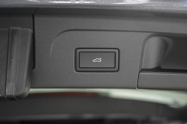 Touran 1,5 TSI DSG R-Line - LAGER 