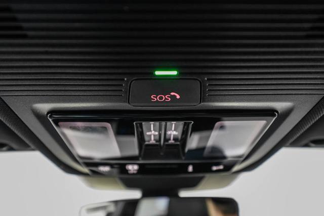 Volkswagen T-Roc Neuer 1,5 TSI DSG R-Line - LAGER 