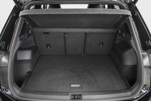 Tiguan Neues Modell 2,0 TDI DSG 4Motion R- -LAG. 