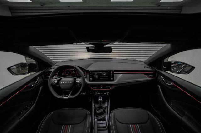 Skoda Scala 1,5 TSI DSG Monte Carlo - LAGER 