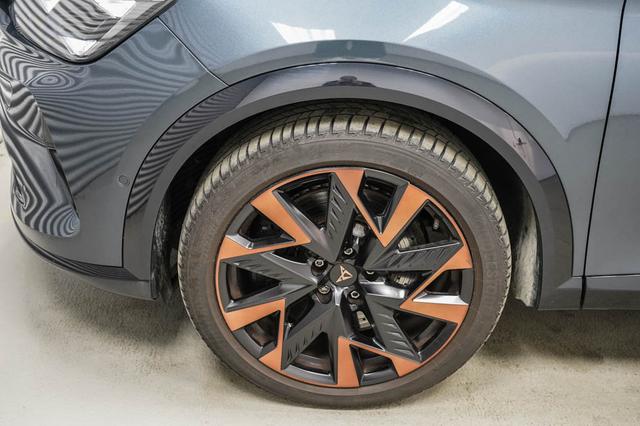 Cupra Formentor 2,0 TSI DSG 4x4 VZ - LAGER 