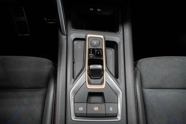 Cupra Formentor 2,0 TSI DSG 4x4 VZ - LAGER 