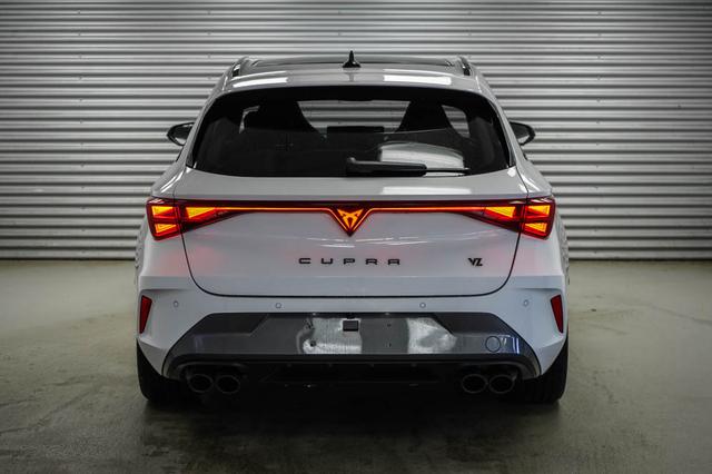 Cupra Leon Sportstourer ST 2,0 TSI DSG 4x4 VZ - LAGER 