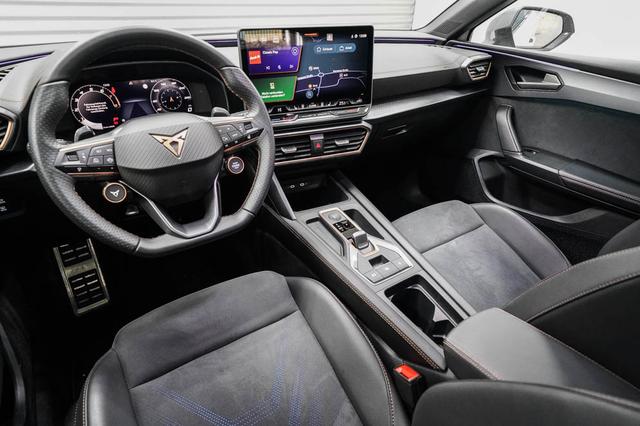 Cupra Leon Sportstourer ST 2,0 TSI DSG 4x4 VZ - LAGER 