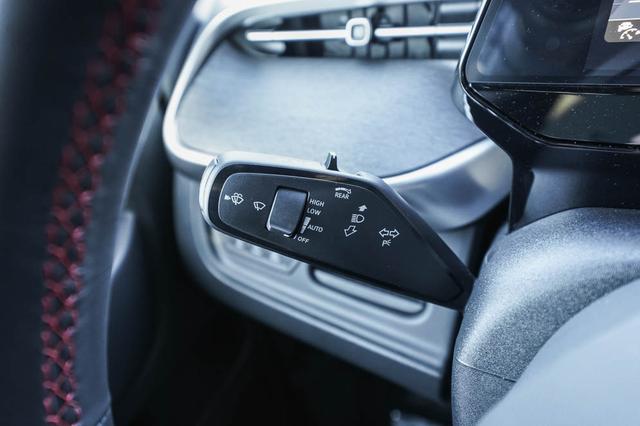 Volkswagen ID. BUZZ 86kWh 4x4 GTX langer Radstand - L -LAG. 