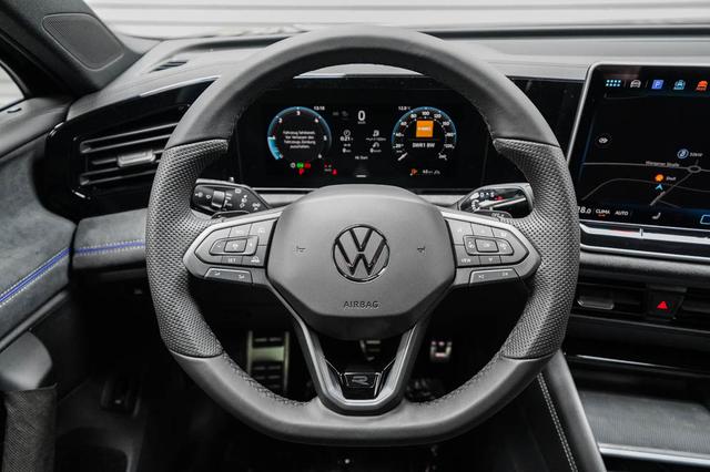 Volkswagen Tiguan 2,0 TDI DSG 4Motion R-Line - LAGER -LAG. 