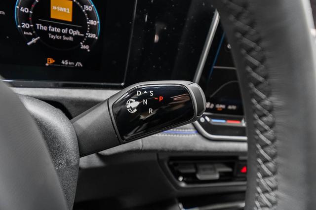 Volkswagen Tiguan 2,0 TDI DSG 4Motion R-Line - LAGER -LAG. 