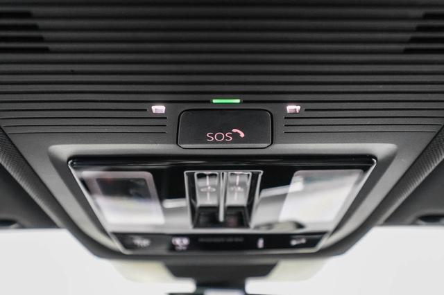 Volkswagen Tiguan 2,0 TDI DSG 4Motion R-Line - LAGER -LAG. 