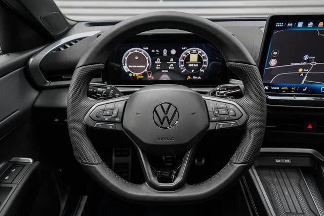 Volkswagen T-Roc Neuer 1,5 TSI DSG R-Line - LAGER 