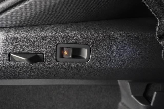 Volkswagen T-Roc Neuer 1,5 TSI DSG R-Line - LAGER 