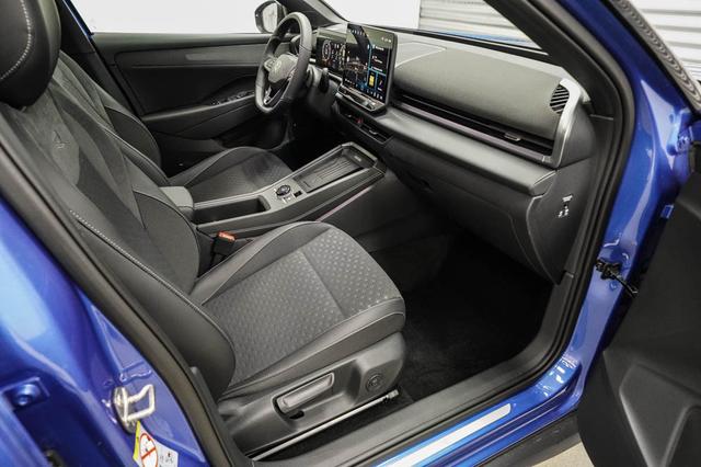 Volkswagen T-Roc Neuer 1,5 TSI DSG R-Line - LAGER 