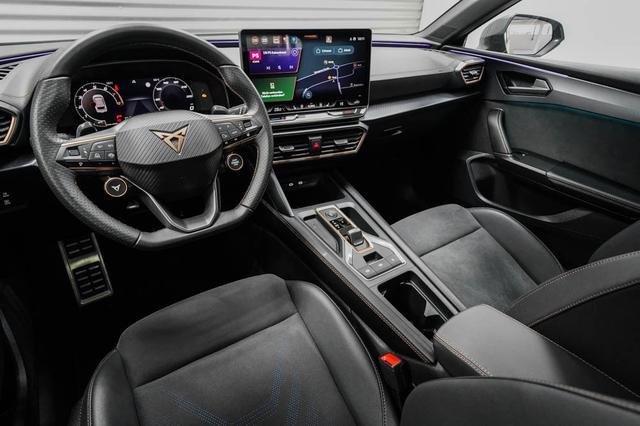 Cupra Leon Sportstourer ST 2,0 TSI DSG 4x4 VZ - LAGER 