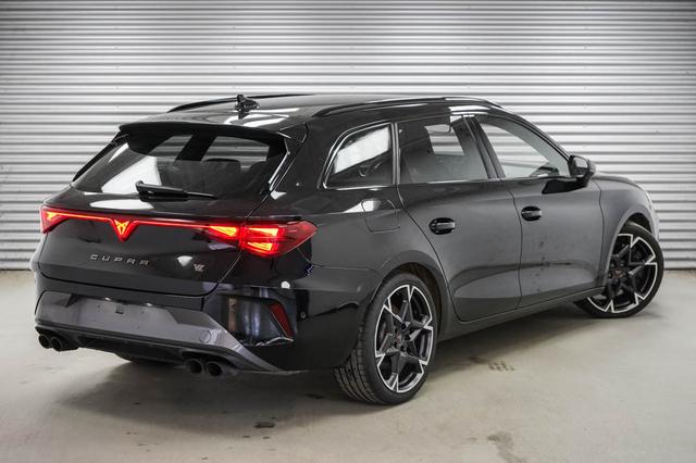 Cupra Leon Sportstourer ST 2,0 TSI DSG 4x4 VZ - LAGER 