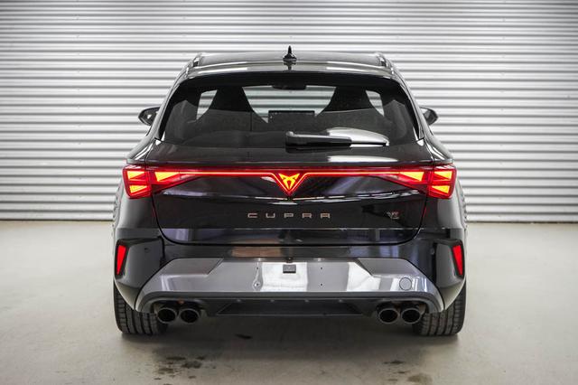 Cupra Leon Sportstourer ST 2,0 TSI DSG 4x4 VZ - LAGER 