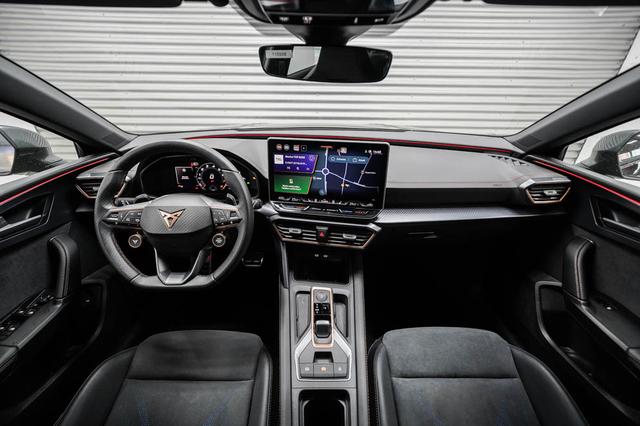 Cupra Leon Sportstourer ST 2,0 TSI DSG 4x4 VZ - LAGER 