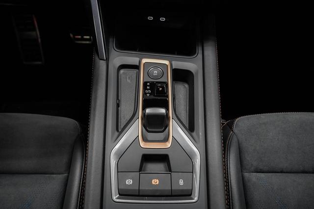 Cupra Leon Sportstourer ST 2,0 TSI DSG 4x4 VZ - LAGER 