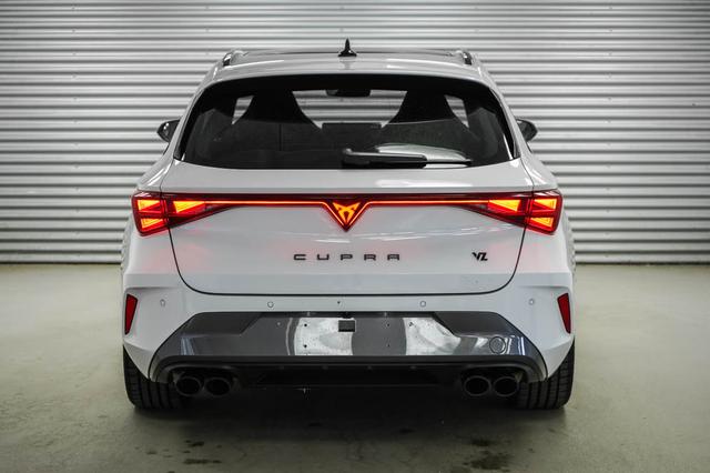 Cupra Leon Sportstourer ST 2,0 TSI DSG 4x4 VZ - LAGER 