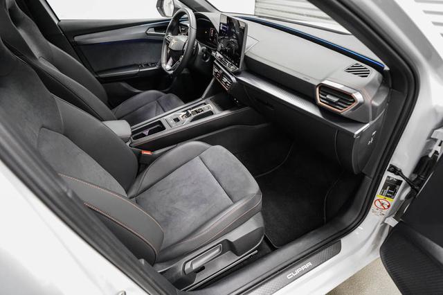 Cupra Leon Sportstourer ST 2,0 TSI DSG 4x4 VZ - LAGER 