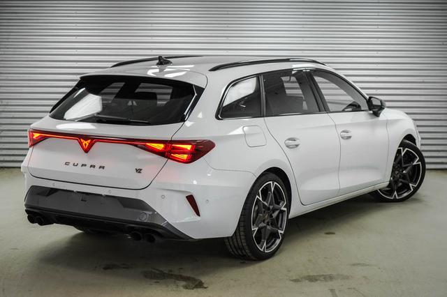 Cupra Leon Sportstourer ST 2,0 TSI DSG 4x4 VZ - LAGER 