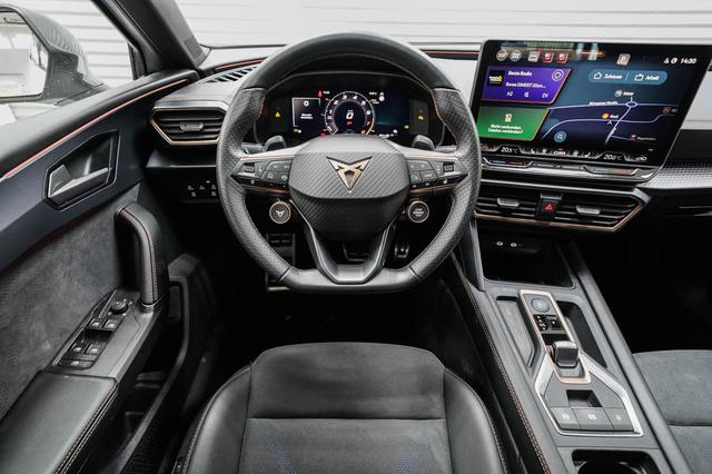 Cupra Leon Sportstourer ST 2,0 TSI DSG 4x4 VZ - LAGER 