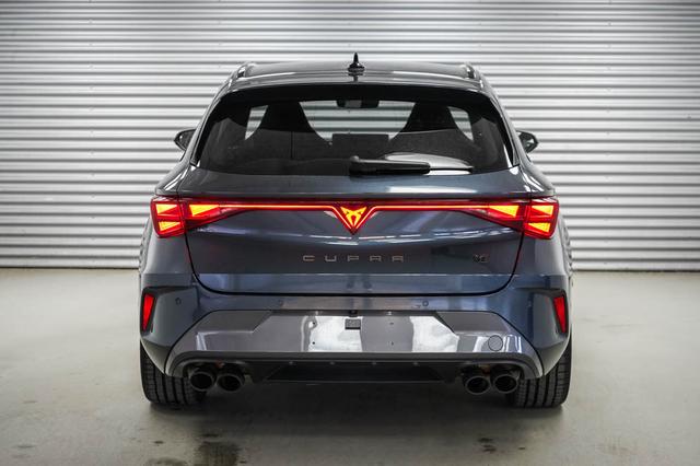 Cupra Leon Sportstourer ST 2,0 TSI DSG 4x4 VZ - LAGER 