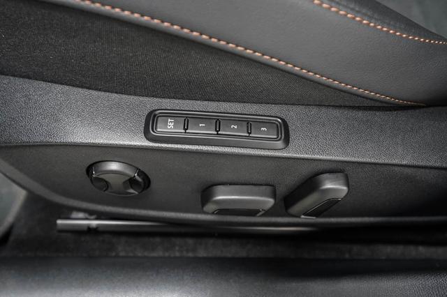 Cupra Leon Sportstourer ST 2,0 TSI DSG 4x4 VZ - LAGER 