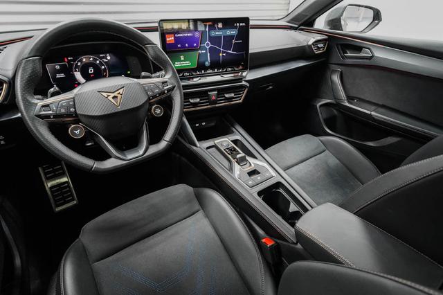 Cupra Leon Sportstourer ST 2,0 TSI DSG 4x4 VZ - LAGER 