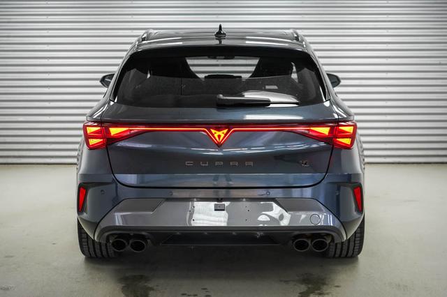 Cupra Leon Sportstourer ST 2,0 TSI DSG 4x4 VZ - LAGER 