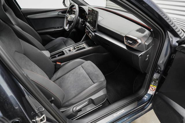 Cupra Leon Sportstourer ST 2,0 TSI DSG 4x4 VZ - LAGER 