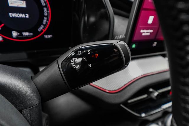 Skoda Kodiaq 2,0 TDI DSG 4x4 Sportline - LAGER 