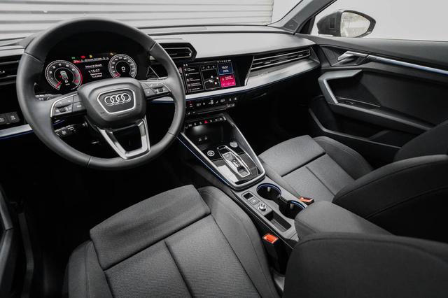 Audi A3 Sportback 40 TFSI S-tronic quattro S-Li -LAG. 