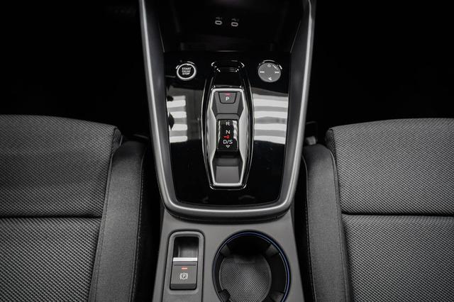 Audi A3 Sportback 40 TFSI S-tronic quattro S-Li -LAG. 