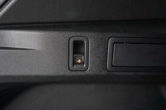 Volkswagen Tiguan 2,0 TDI DSG 4Motion R-Line - LAGER 