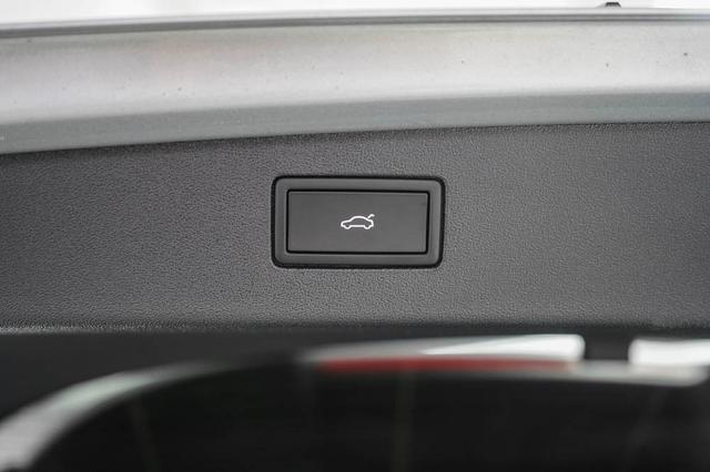 Volkswagen Tiguan 2,0 TDI DSG 4Motion R-Line - LAGER 