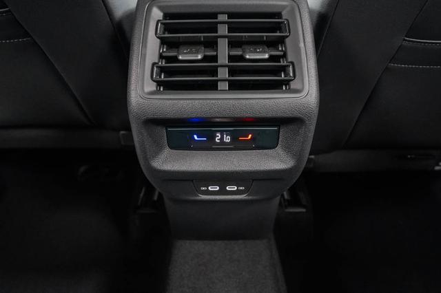 Volkswagen Tiguan 2,0 TDI DSG 4Motion R-Line - LAGER 