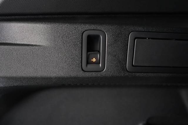 Volkswagen Tiguan 2,0 TDI DSG 4Motion R-Line - LAGER 