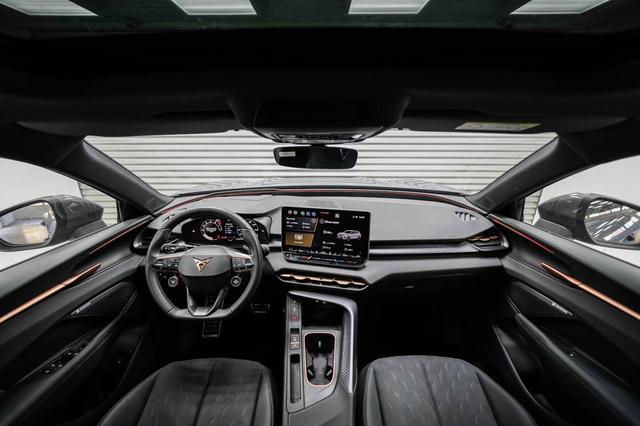 Cupra Terramar 2,0 TSI DSG 4Drive VZ - LAGER 