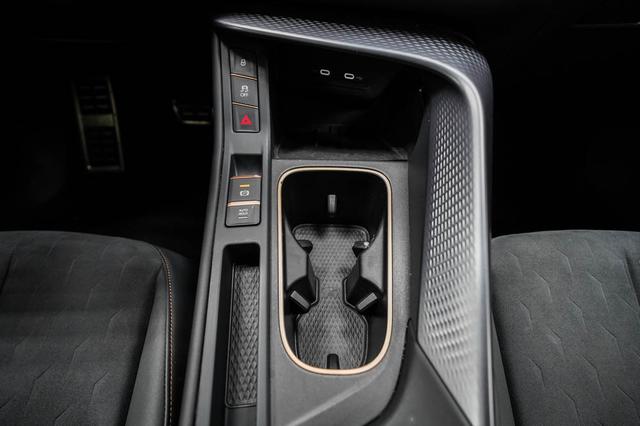 Cupra Terramar 2,0 TSI DSG 4Drive VZ - LAGER 