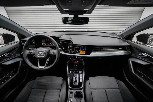 Audi A3 Sportback 40 TFSI S-tronic quattro S-Li -LAG. 