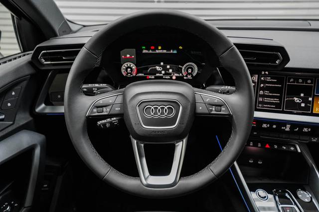 Audi A3 Sportback 40 TFSI S-tronic quattro S-Li -LAG. 