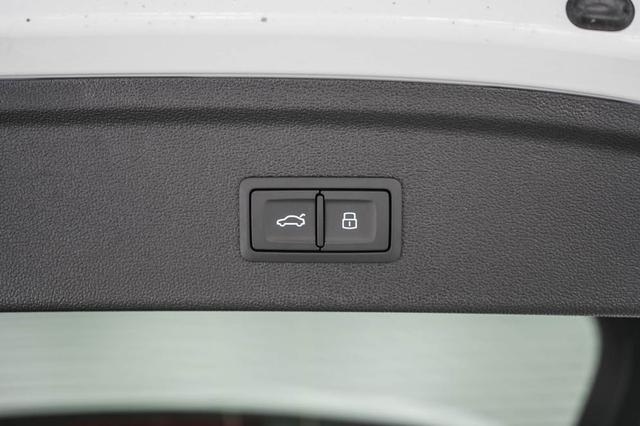 Audi A3 Sportback 40 TFSI S-tronic quattro S-Li -LAG. 